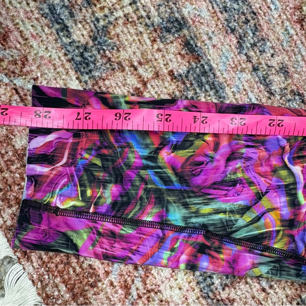 Lululemon Base Pace High-Rise Tight Leggings 28’ size 6 - Picture 14 of 14